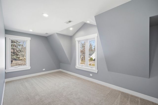 1020 Hill Avenue, Elgin, IL 60120