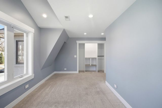 1020 Hill Avenue, Elgin, IL 60120