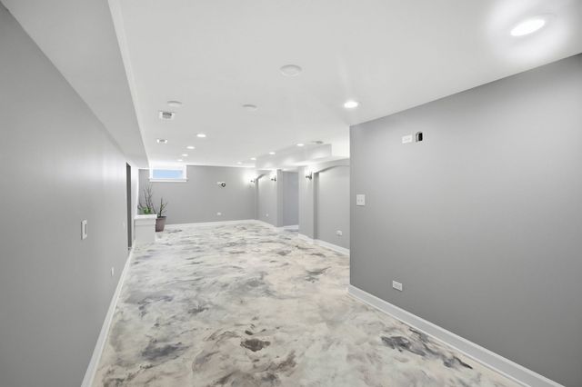 1020 Hill Avenue, Elgin, IL 60120