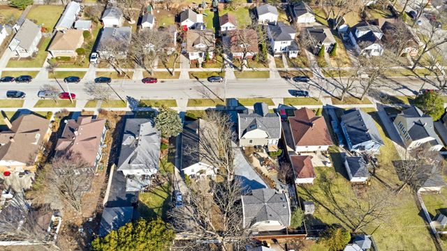 1020 Hill Avenue, Elgin, IL 60120