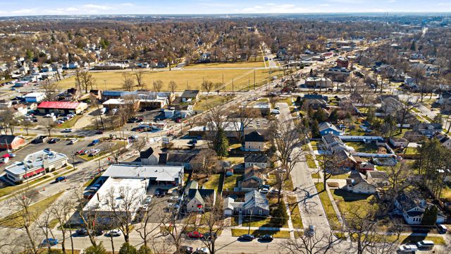 1020 Hill Avenue, Elgin, IL 60120