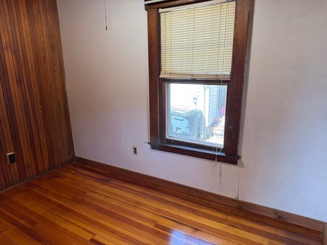 40 Rockaway Avenue, Hull, MA 02045