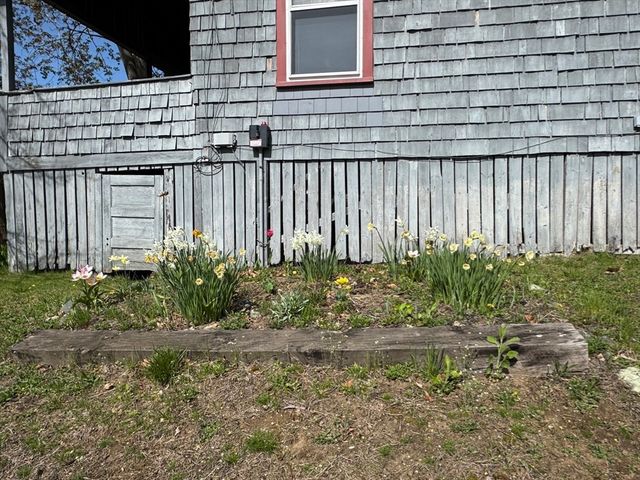 40 Rockaway Avenue, Hull, MA 02045