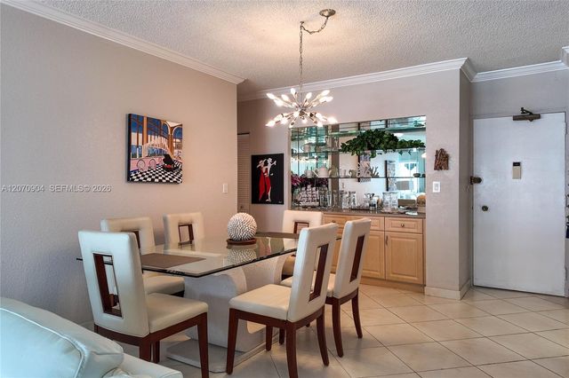 1950 S Ocean Drive 9C, Hallandale Beach, FL 33009