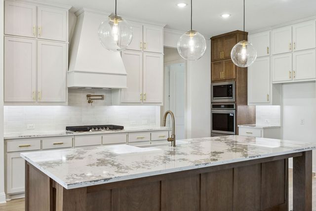 6041 Palomino Way, Midlothian, TX 76065