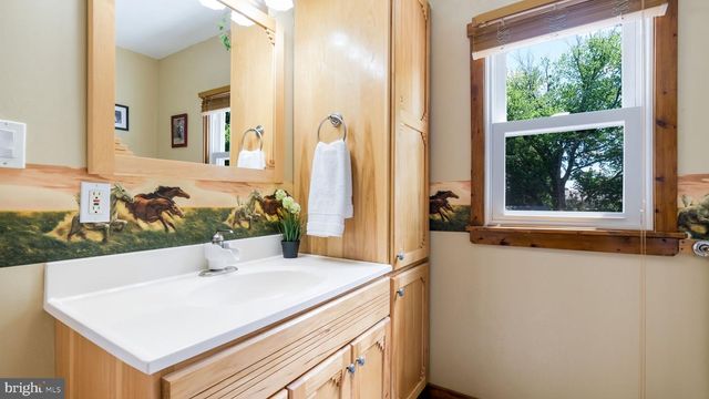 1267 DAHLIA RD, Warminster, PA 18974