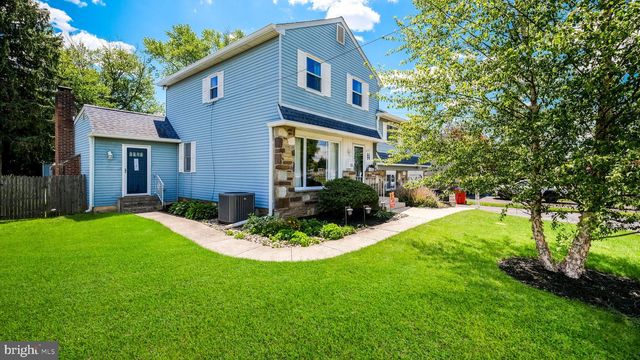 1267 DAHLIA RD, Warminster, PA 18974