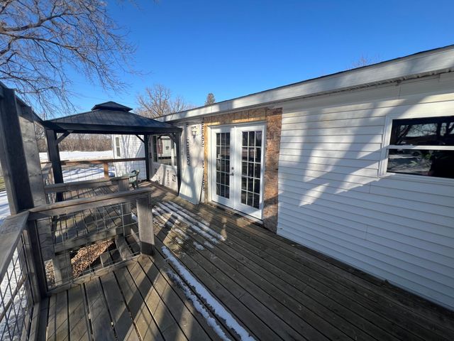 121 3rd Street, Bluffton, MN 56518