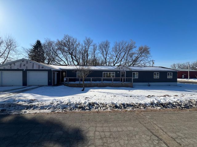 121 3rd Street, Bluffton, MN 56518