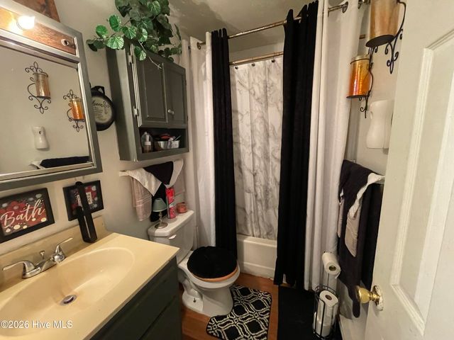731 Cardwell Street, Elizabeth City, NC 27909