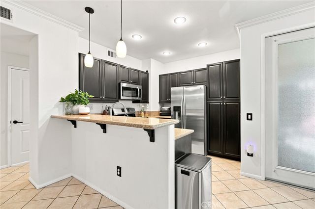17983 Lost Canyon 113, Canyon Country, CA 91387