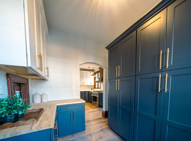 70 concord Street, Nashua, NH 03064