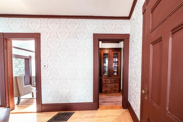 70 concord Street, Nashua, NH 03064