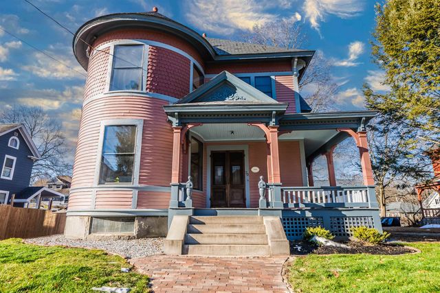 70 concord Street, Nashua, NH 03064