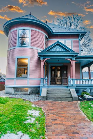 70 concord Street, Nashua, NH 03064