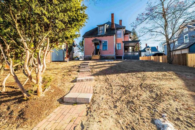 70 concord Street, Nashua, NH 03064