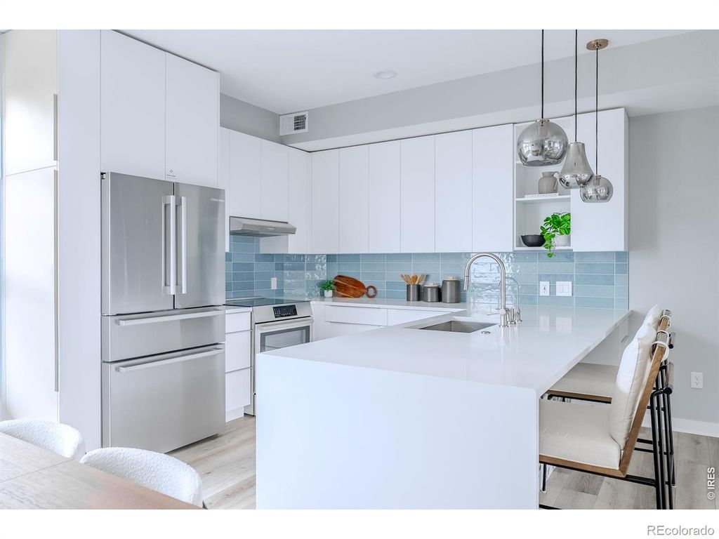 402 W Baseline Road H, Lafayette, CO 80026