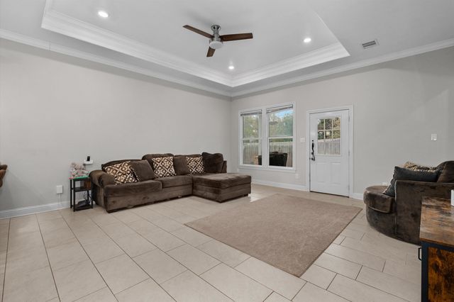 110 Hudson Ave, Longview, TX 75601