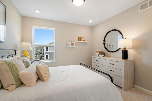 13627 Pine Drive, Rogers, MN 55374