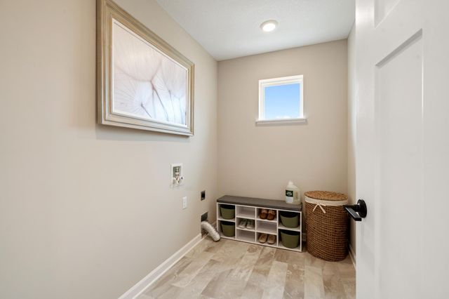 13627 Pine Drive, Rogers, MN 55374