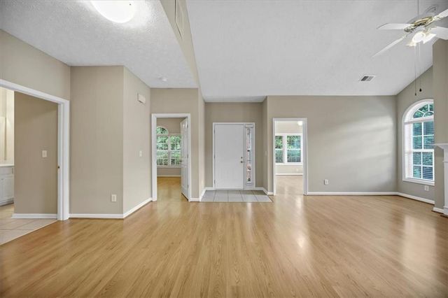 3766 Villa Springs Circle 41, Powder Springs, GA 30127