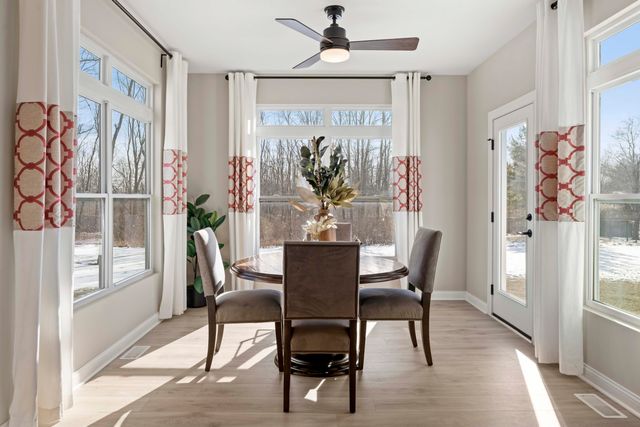 6896 E 104th Avenue, Crown Point, IN 46307