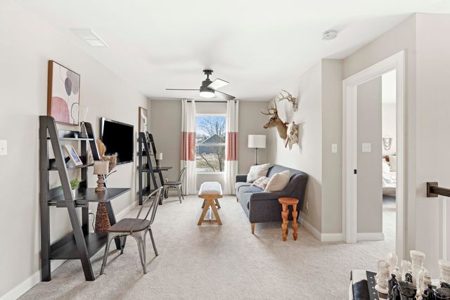 6896 E 104th Avenue, Crown Point, IN 46307