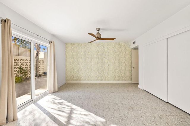 1810 Sandcliff Road, Palm Springs, CA 92264