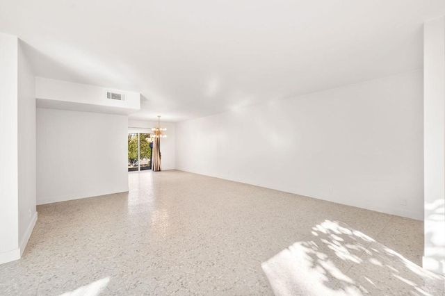 1810 Sandcliff Road, Palm Springs, CA 92264