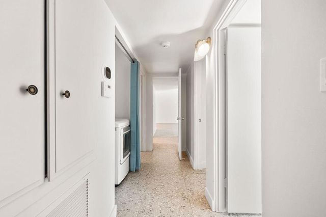 1810 Sandcliff Road, Palm Springs, CA 92264