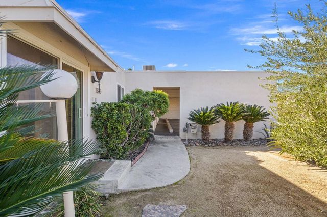 1810 Sandcliff Road, Palm Springs, CA 92264