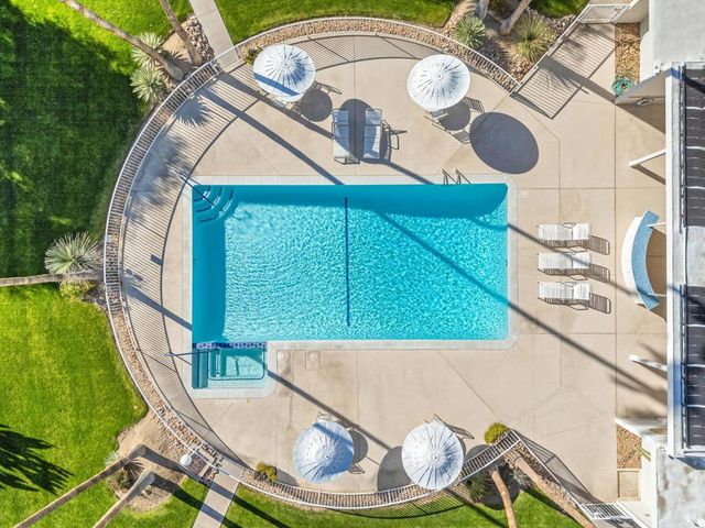 1810 Sandcliff Road, Palm Springs, CA 92264