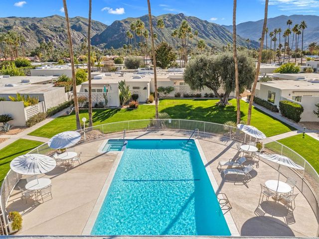 1810 Sandcliff Road, Palm Springs, CA 92264