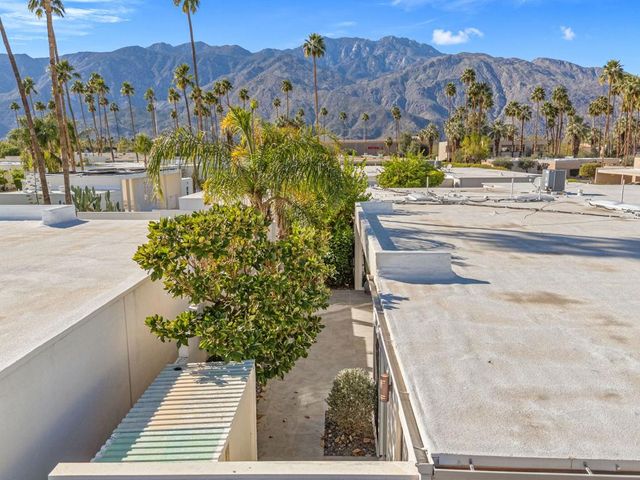 1810 Sandcliff Road, Palm Springs, CA 92264