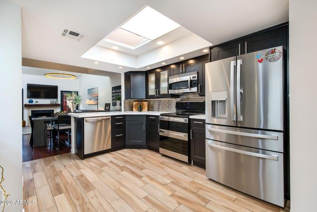 2437 E RANCHO Drive, Phoenix, AZ 85016