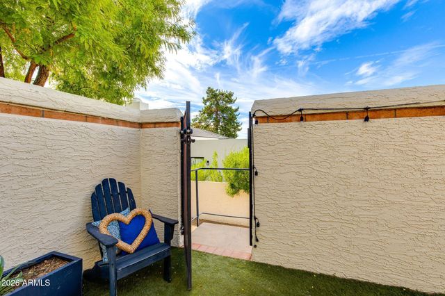 2437 E RANCHO Drive, Phoenix, AZ 85016