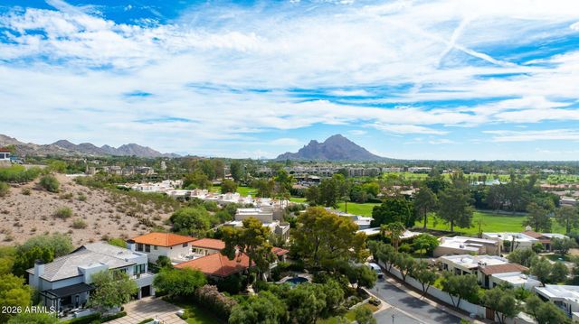 2437 E RANCHO Drive, Phoenix, AZ 85016