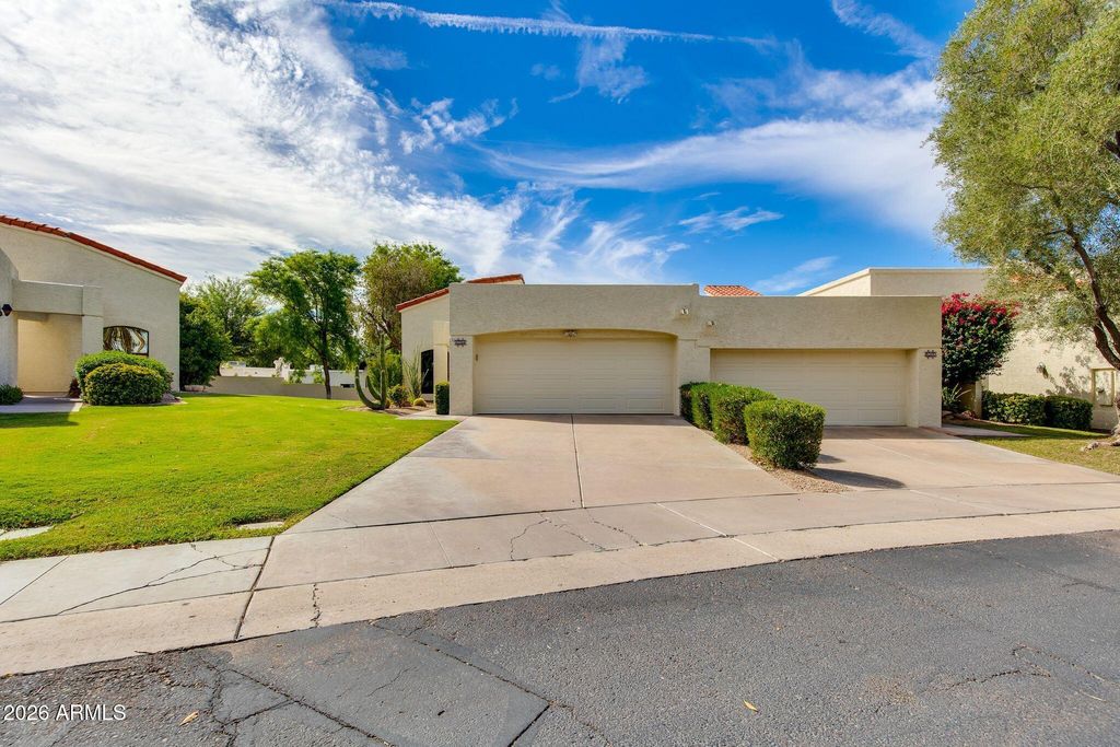 2437 E RANCHO Drive, Phoenix, AZ 85016 — photo 2