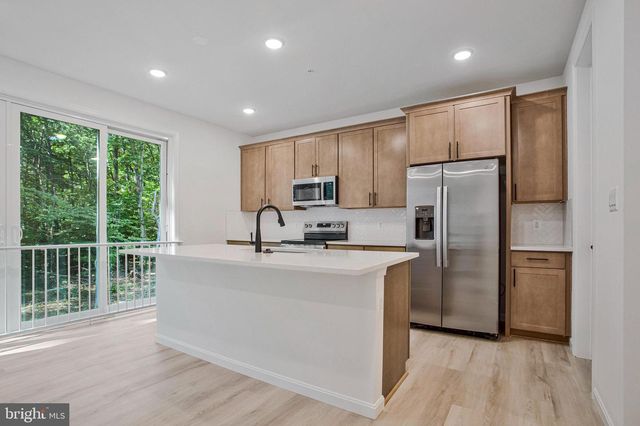 112 CATALPA DR, North East, MD 21901