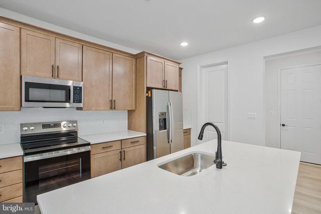 112 CATALPA DR, North East, MD 21901