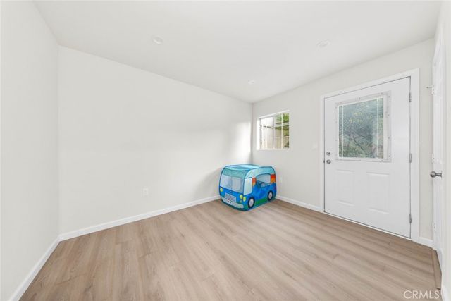 10554 Plainview, Tujunga, CA 91042