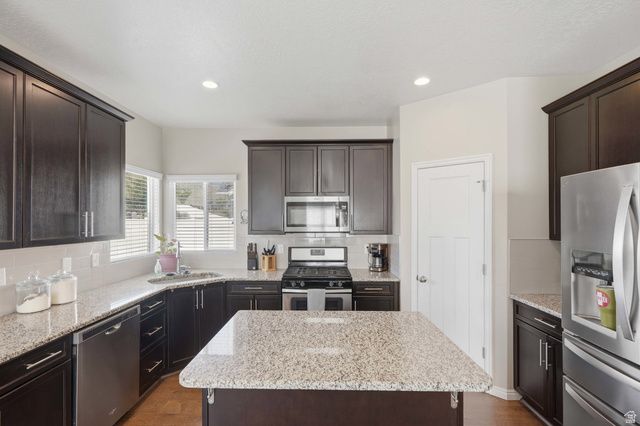 7139 W HAWK VIEW WAY, West Jordan, UT 84081
