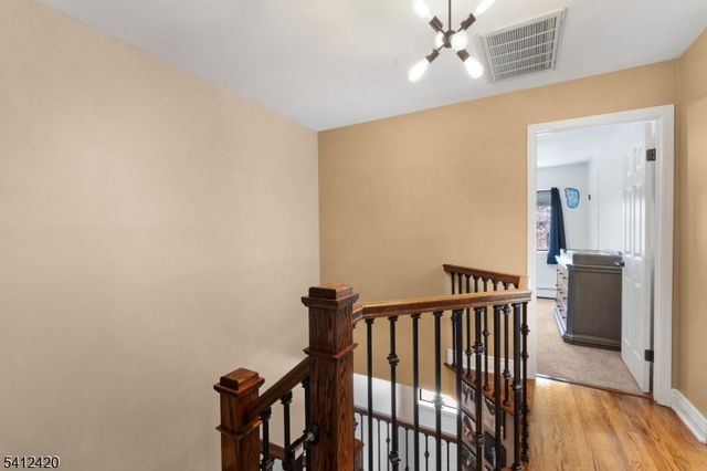 20 Powderhorn Dr, Rockaway Twp., NJ 07866