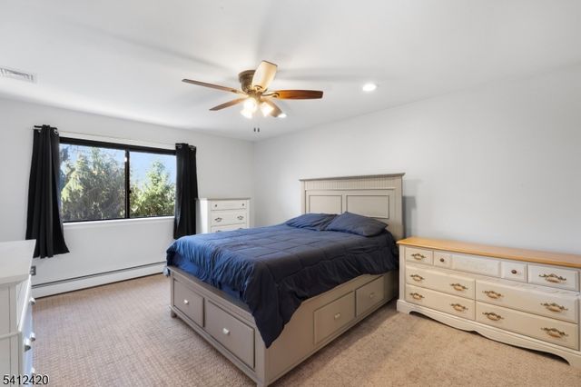 20 Powderhorn Dr, Rockaway Twp., NJ 07866