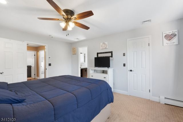 20 Powderhorn Dr, Rockaway Twp., NJ 07866