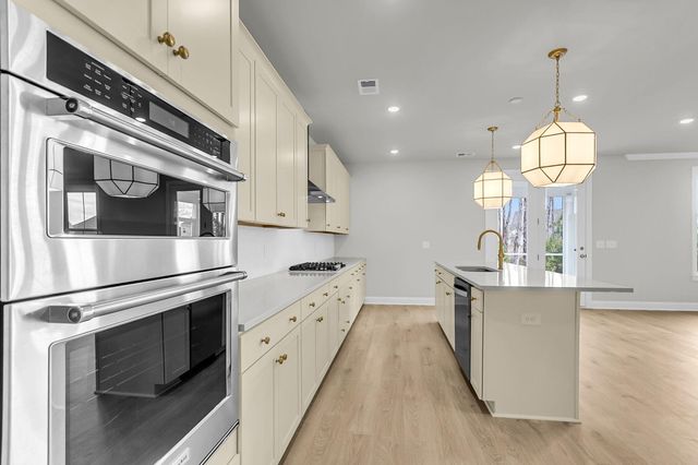 732 Maynard Lane, Summerville, SC 29486