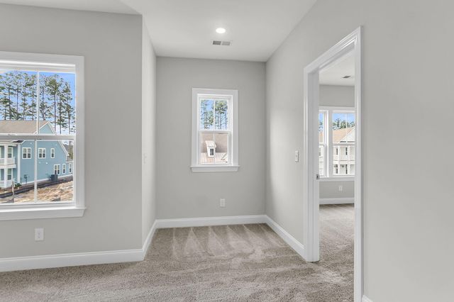 732 Maynard Lane, Summerville, SC 29486