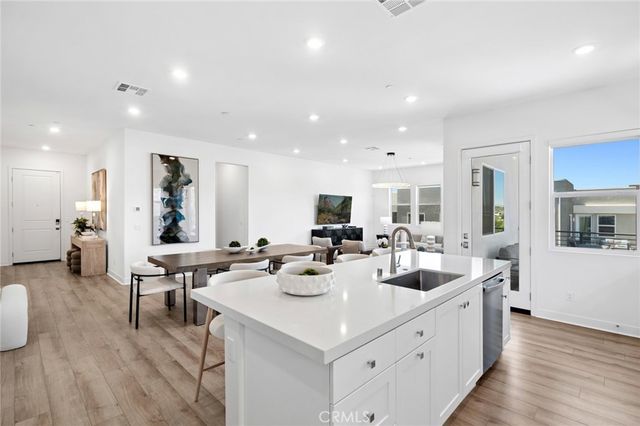 131 Sash, Irvine, CA 92618