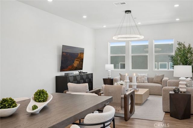 131 Sash, Irvine, CA 92618