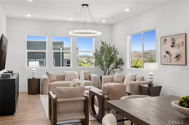 131 Sash, Irvine, CA 92618